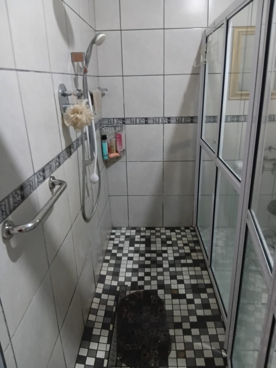 3 Bedroom Property for Sale in Russels Rest Western Cape